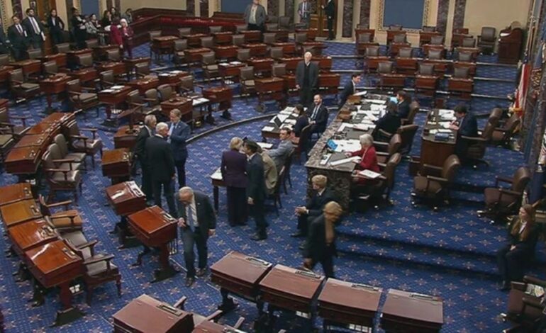 শাটডাউন অবসানে মার্কিন সিনেটে বিল পাশ, অচলায়তন ঘুচবে কি?